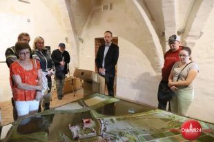 Spacerkiem po działdowskim zamku w poszukiwaniu architektonicznych detali