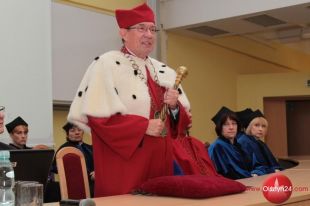 Gaudeamus igitur zabrzmiał w Olsztyńskiej Szkole Wyższej