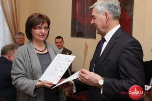 Dyplom honorowy na 8 tys. zł dla przyszpitalnej szkoły