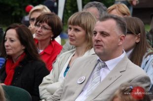 Teatralny piknik w Bartągu