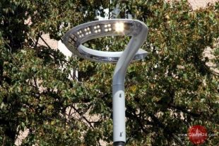 Pastorał, spodek, a może jednak „świecące pały”