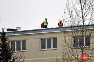 Mamy obowiązek odśnieżania dachów