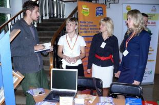 Młodzi szukali pracy i nauki