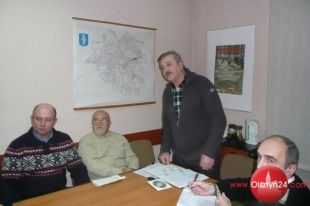 Likusy walczą o plac zabaw