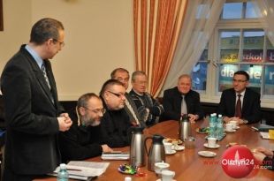 Zamiast ścieżki rowerowej będzie kamień?