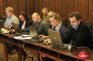 Na wyniki wyborów samorządowych musimy poczekać