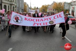 Marsz Różowej Wstążki przeszedł ulicami Olsztyna