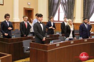 Uczniowie olsztyńskich szkół rozpoczęli naukę rządzenia miastem