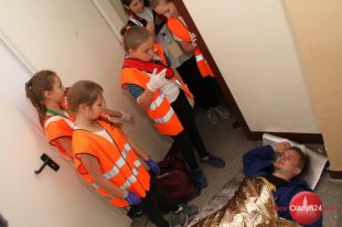 Olsztyński PCK zorganizował Mistrzostwa Pierwszej Pomocy dla gimnazjów i szkół podstawowych
