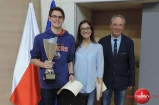 Uczniowie V LO mistrzami olimpiady obrony cywilnej