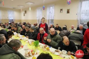 Caritas zaprosił samotnych i potrzebujących na śniadanie wielkanocne