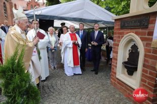 W Olsztynie uruchomiono zdrój uliczny świętych Jana i Jakuba