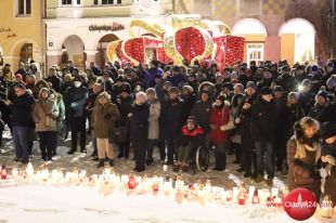 Olsztynianie w milczeniu protestowali przeciwko agresji i przemocy