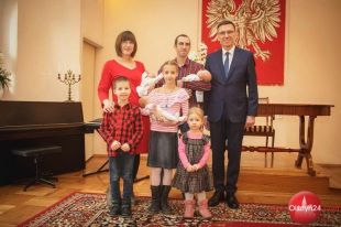 Prezent dla olsztyńskich trojaczków