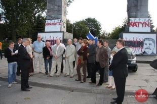 „Szubienice” symbolem paktu Ribbentrop-Mołotow!