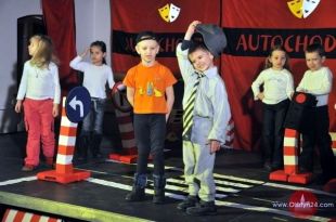 „Autochodzik” teatralnie