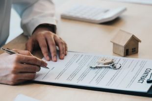 Umowa deweloperska i umowa przedwstępna – czy to to samo?