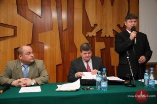 Minister wręczył honorowe odznaki