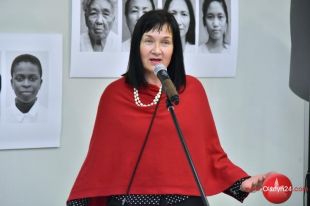 Wystawę „Esej o czasie/ An essay on time” Gunduli Friese otwarto w BWA