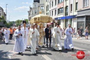 Procesje Bożego Ciała przeszły ulicami stolicy Warmii i Mazur