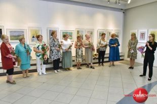 „Sercem malowane. Wystawa koła malarskiego seniorów” otwarta w BWA