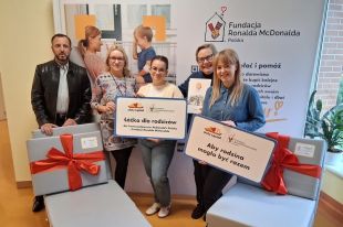 Wojewódzki Specjalistyczny Szpital Dziecięcy w Olsztynie z nowymi łóżkami dla rodziców leczonych dzieci