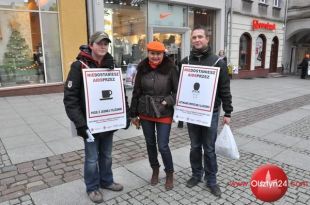 Grupa SIM PCK edukowała w Dzień Walki z AIDS