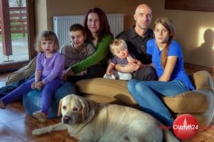 BWA i Stowarzyszenie „Strzał w 10” zapraszają na wystawę „Portret Rodzinny”