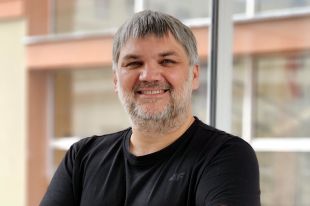 Kwiecień miesiącem świadomości nowotworów głowy i szyi