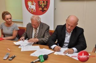 Podpisano umowę na budowę remizy na lotnisku w Szymanach