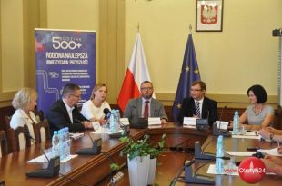 Wojewoda podsumował realizację programu „Rodzina 500+” na Warmii i Mazurach