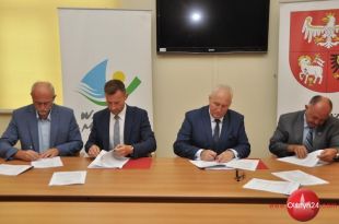 Województwo przekazało środki na kolejne inwestycje i przedsięwzięcia w regionie