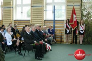 Uroczyste obchody Święta Niepodległości w Gimnazjum nr 6