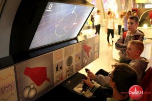 Gimnazjum nr 5 w Centrum Nauki Kopernik w Warszawie