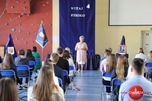 Szkoła Policealna im. Prof. Religi powitała „pierwszaków”