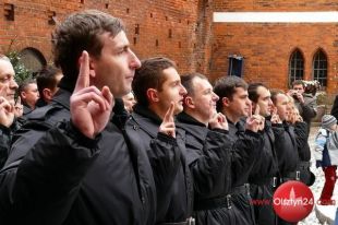 Dziesięciu nowych stróżów prawa