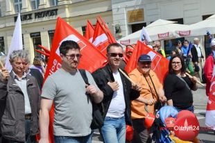 Olsztyńska lewica w warszawskim pochodzie 