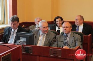 Zarząd województwa z absolutorium za 2013 rok