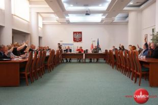 Ruszają projekty drogowe w powiecie