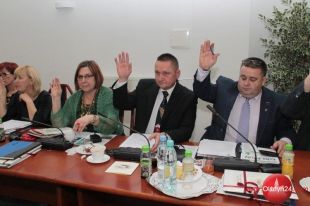 Rekordowy budżet Powiatu Olsztyńskiego przyjęty