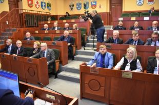 Budżet województwa na 2023 nastawiony na inwestycje