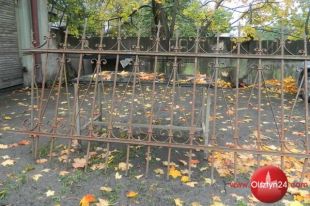 Ukradł zabytkowe ogrodzenie grobowca