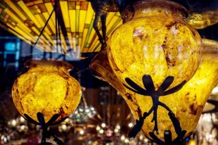 Jakie lampy do salonu? - Wybieramy oświetlenie dekoracyjne do salonu! 