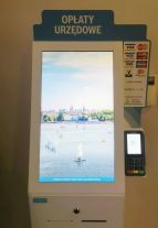Bezgotówkowo w ratuszowym wpłatomacie można opłacić m.in. lokalne podatki