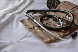 Leczenie online – wygodne i skuteczne wsparcie zdrowotne bez wychodzenia z domu