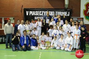 Sukcesy olsztyńskich karateków na turnieju w Piasecznie