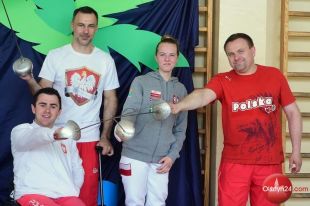 Integracyjny pokaz szermierczy odbył się w Olsztynie 