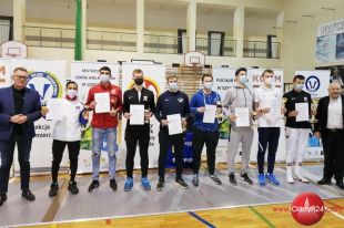 Czarek Białecki zatrzymany w ćwierćfinale II Pucharu Polski Seniorów w szabli