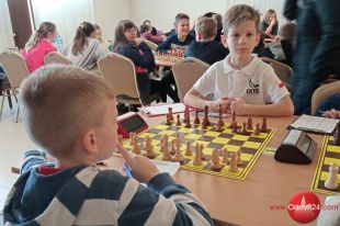 Szachiści z Warmii i Mazur walczyli na szachownicach w Jastrzębiej Górze