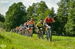 Łaciate Mazury MTB w Biskupcu – nowa lokalizacja, nowa trasa, ostatnia szansa na punkty przed finałem cyklu!